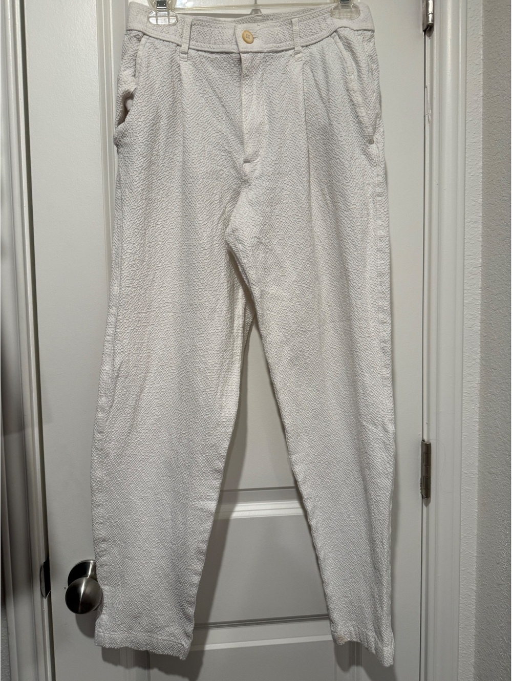 Zara Women's White Textured High-Waisted Pants Size S